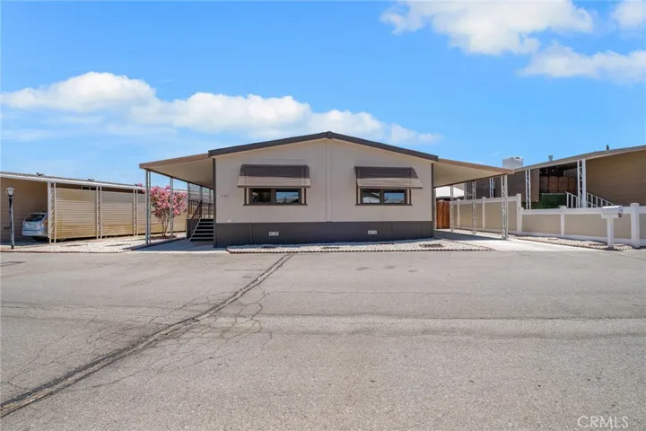 13393 #171 Mariposa, Victorville, California 92395