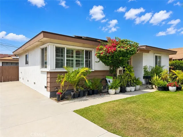 15527 Wheatstone, Norwalk, California 90650