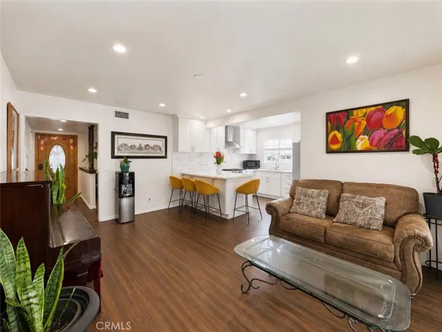 15527 Wheatstone, Norwalk, California 90650