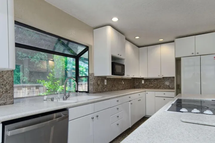 6805 Bluffwood Court, San Jose, California 95120