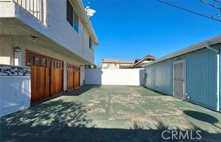 1125 N Heliotrope Drive, Los Angeles, California 90029