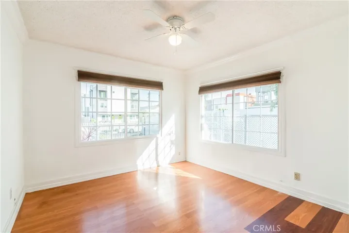 1125 N Heliotrope Drive, Los Angeles, California 90029