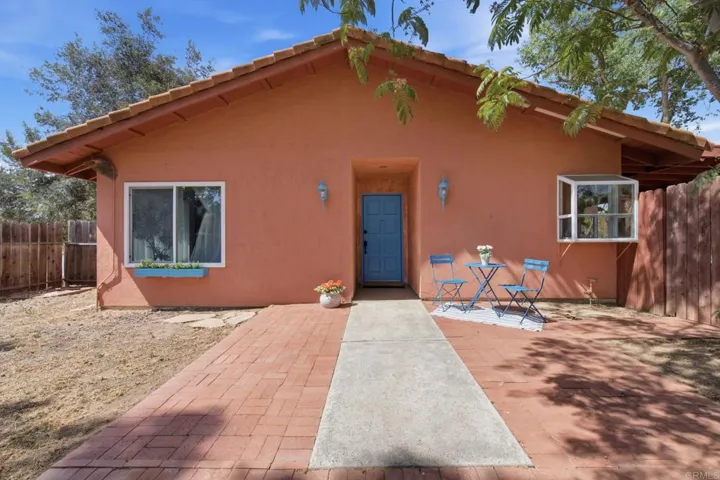 2622 Bernardo Avenue, Escondido, California 92029