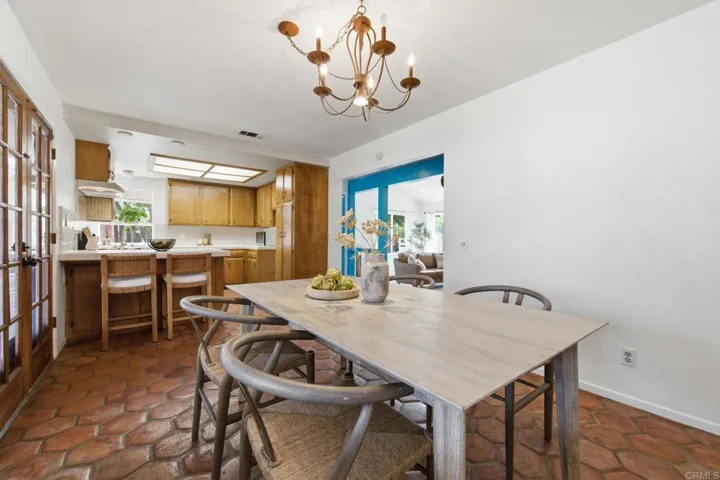 2622 Bernardo Avenue, Escondido, California 92029