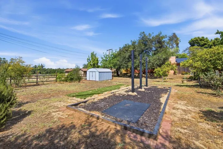 2622 Bernardo Avenue, Escondido, California 92029
