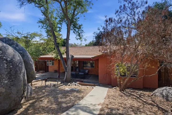 2622 Bernardo Avenue, Escondido, California 92029