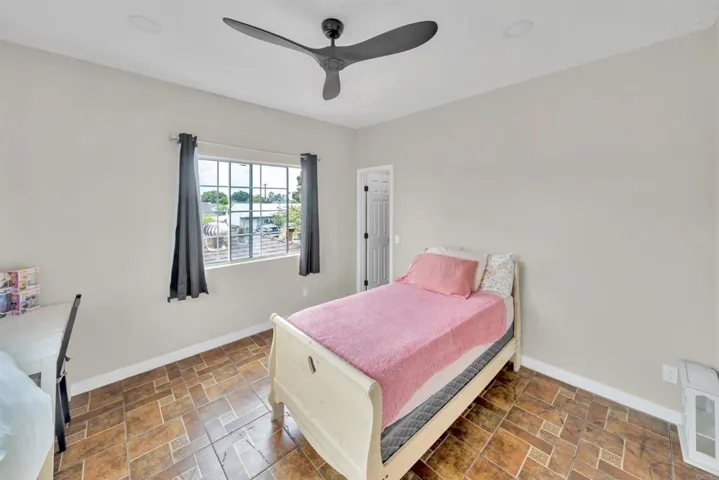 5151 Niland Street, Lynwood, California 90262