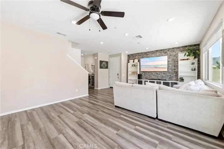 29133 Gardenia, Lake Elsinore, California 92530