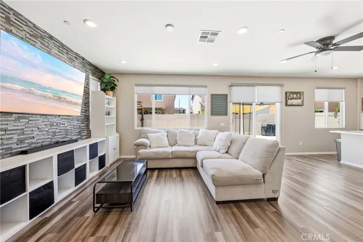 29133 Gardenia, Lake Elsinore, California 92530