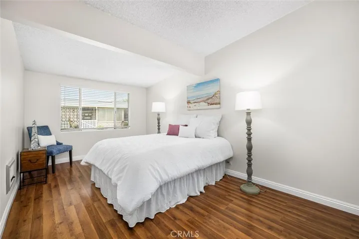 1341 Weeburn 75k, Seal Beach, California 90740