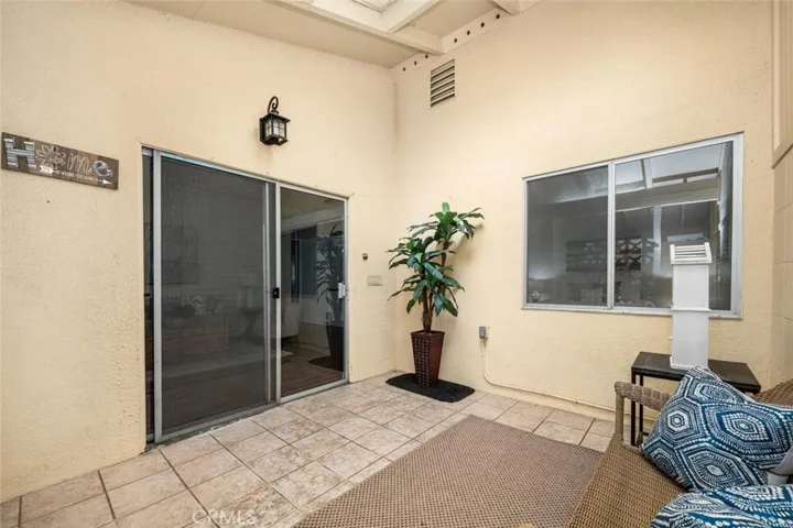 1341 Weeburn 75k, Seal Beach, California 90740