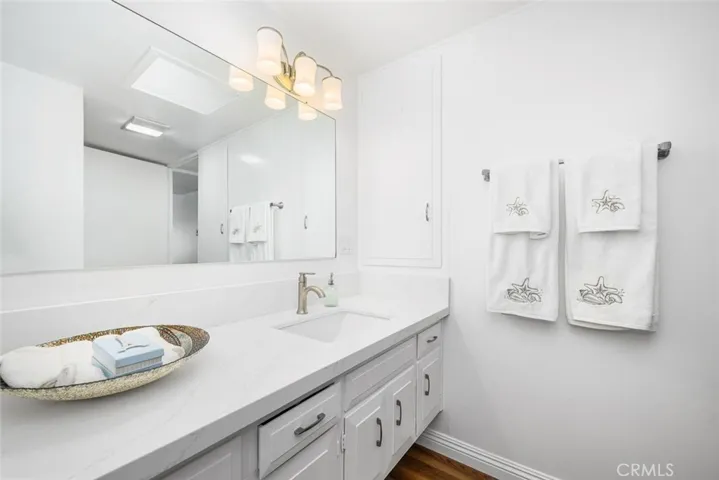 1341 Weeburn 75k, Seal Beach, California 90740