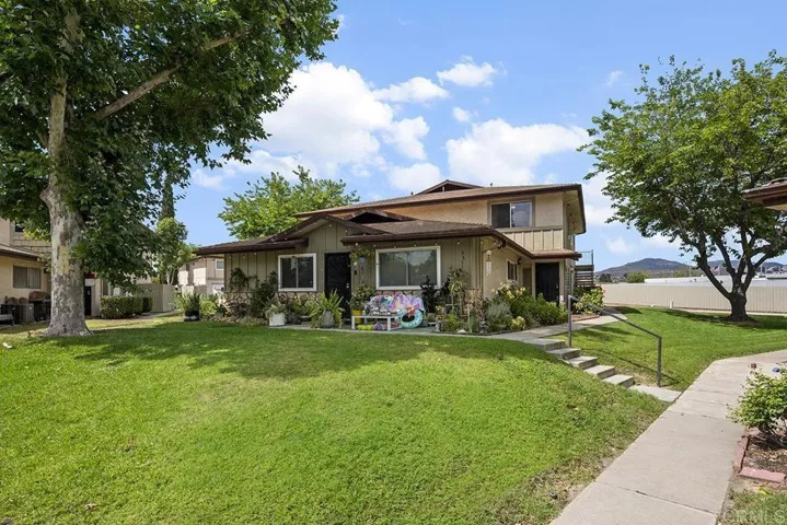 9851 Mission Viejo Ct 3, Santee, California 92071