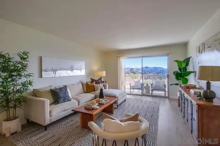 1874 Forestdale, Encinitas, California 92024