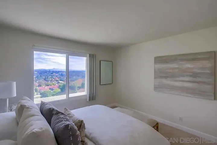 1874 Forestdale, Encinitas, California 92024