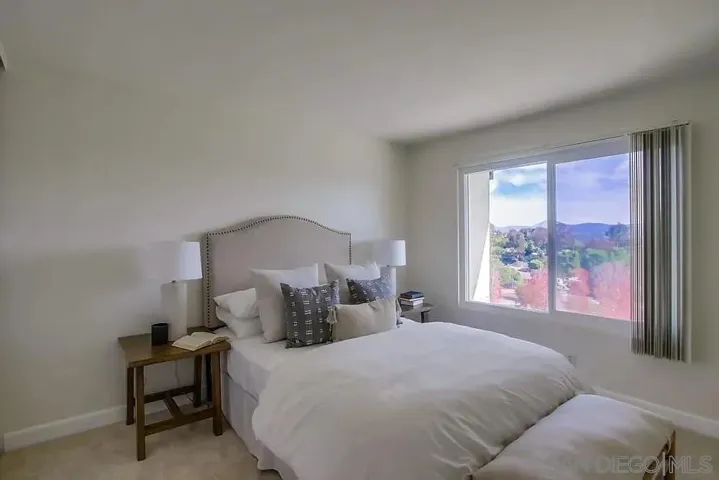 1874 Forestdale, Encinitas, California 92024
