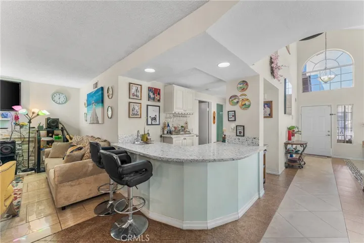 37704 49th E, Palmdale, California 93552