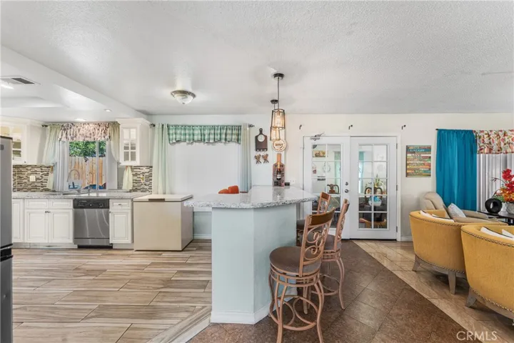 37704 49th E, Palmdale, California 93552