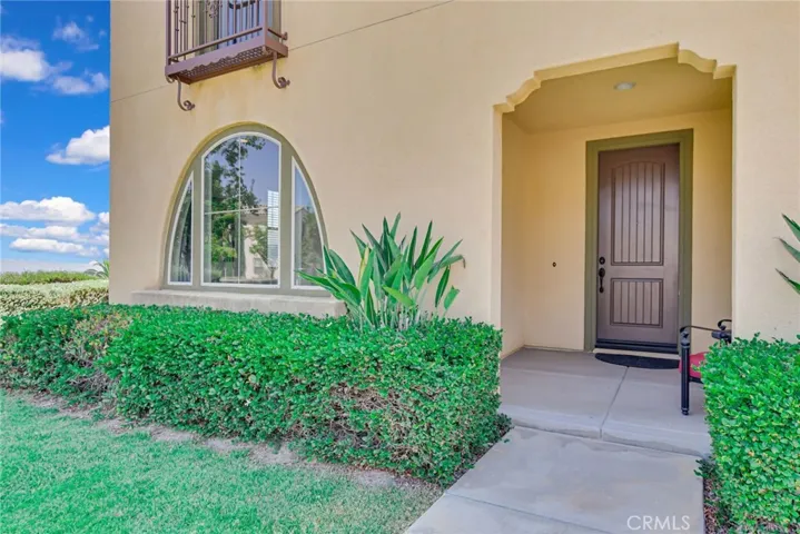 864 E Manresa Drive, Azusa, California 91702