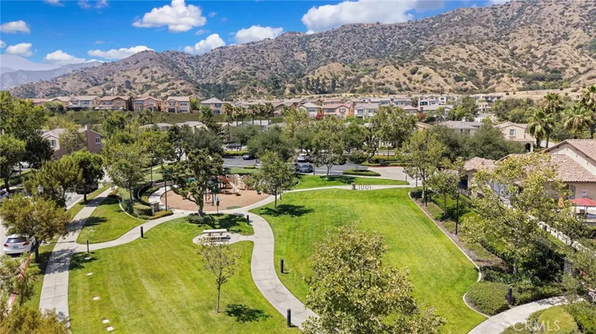 864 E Manresa Drive, Azusa, California 91702