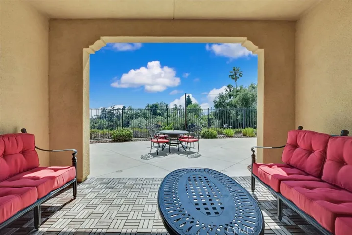 864 E Manresa Drive, Azusa, California 91702
