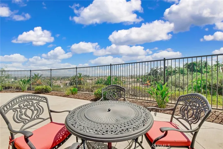 864 E Manresa Drive, Azusa, California 91702
