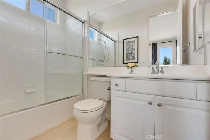 864 E Manresa Drive, Azusa, California 91702