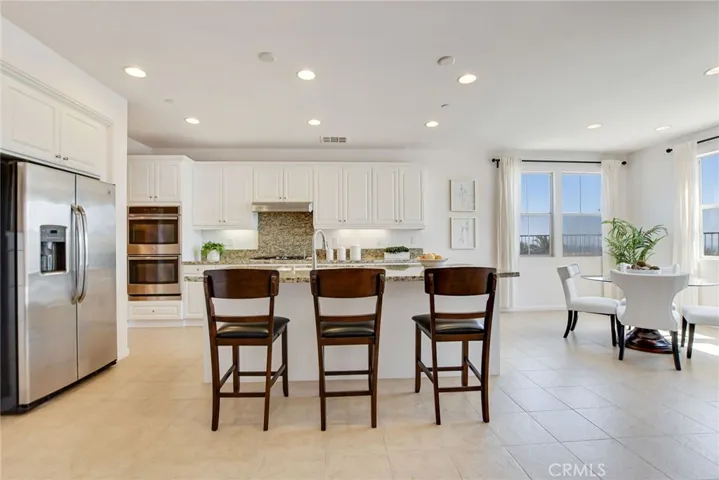 864 E Manresa Drive, Azusa, California 91702
