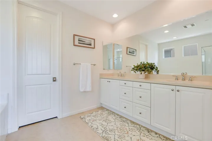 864 E Manresa Drive, Azusa, California 91702