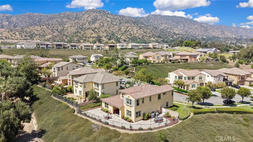 864 E Manresa Drive, Azusa, California 91702