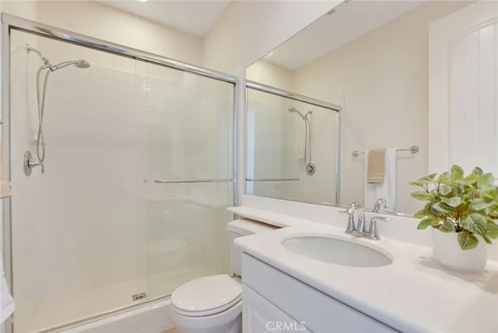 864 E Manresa Drive, Azusa, California 91702