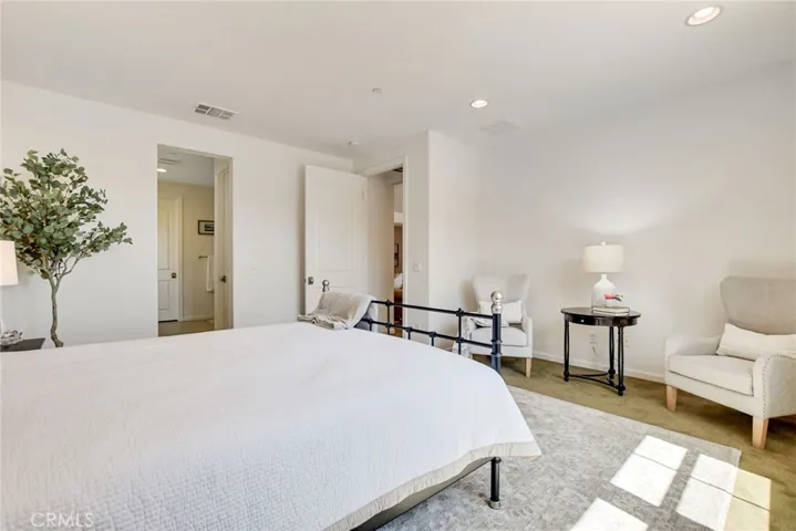 864 E Manresa Drive, Azusa, California 91702