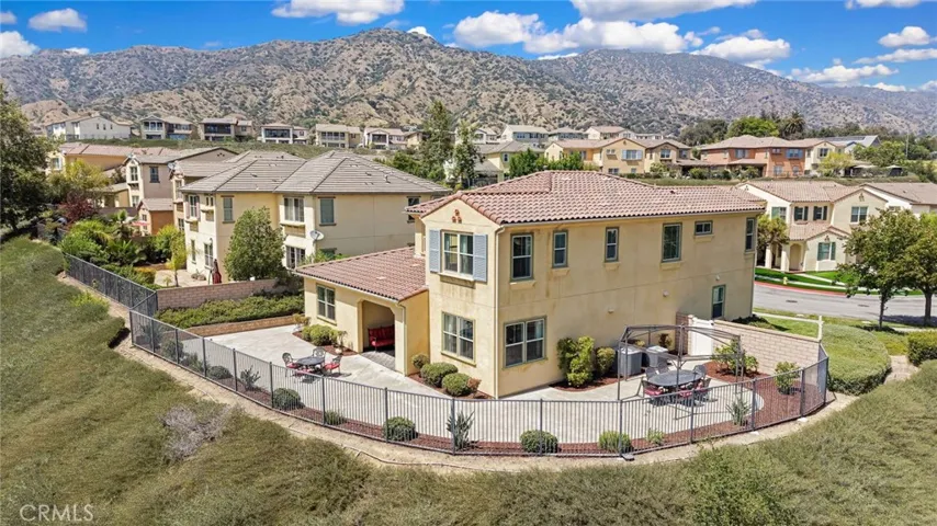 864 E Manresa Drive, Azusa, California 91702