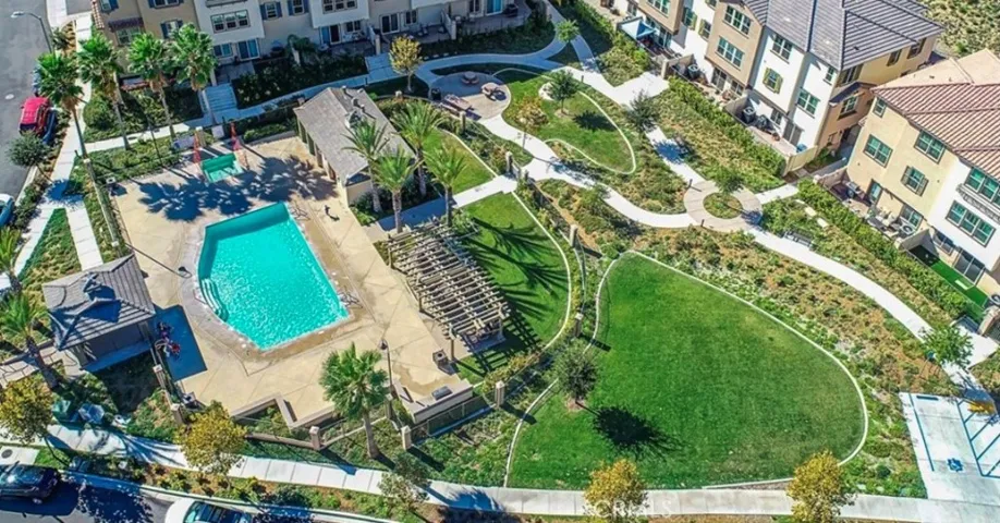 22021 Windham Way, Saugus, California 91350