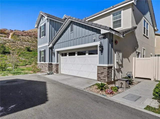 22021 Windham Way, Saugus, California 91350