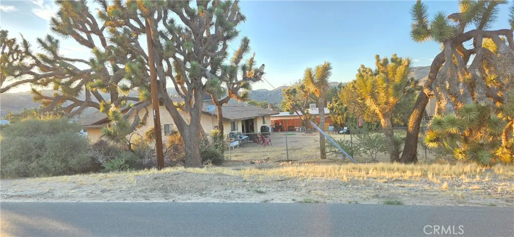 7791 Jemez, Yucca Valley, California 92284