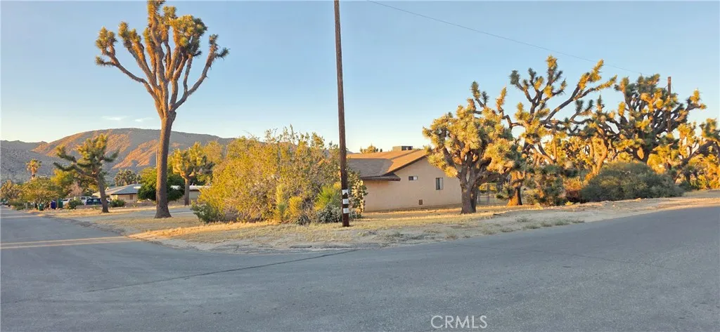 7791 Jemez, Yucca Valley, California 92284