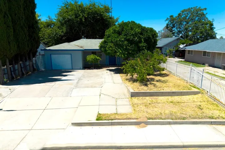 6807 N Cottage, Winton, California 95388