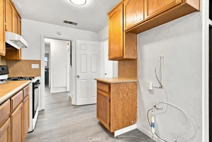 6807 N Cottage, Winton, California 95388