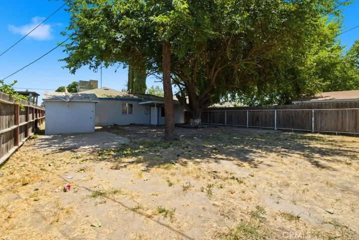 6807 N Cottage, Winton, California 95388