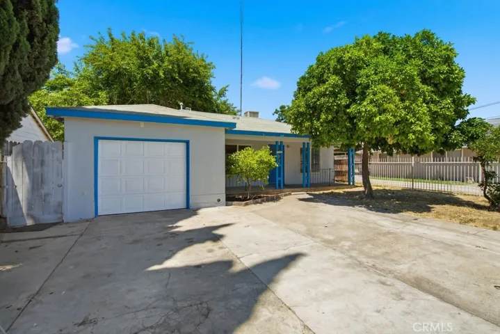 6807 N Cottage, Winton, California 95388