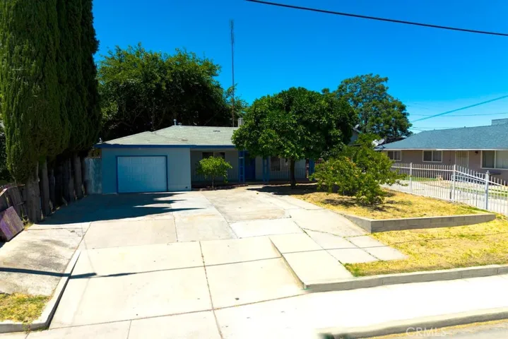 6807 N Cottage, Winton, California 95388
