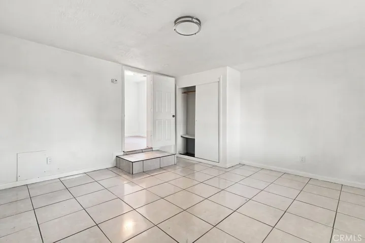 6807 N Cottage, Winton, California 95388