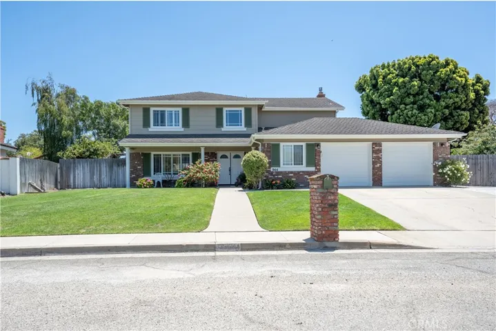 944 Amberley, Santa Maria, California 93455