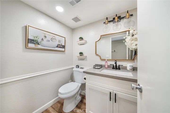 700 W Walnut 59, Orange, California 92868