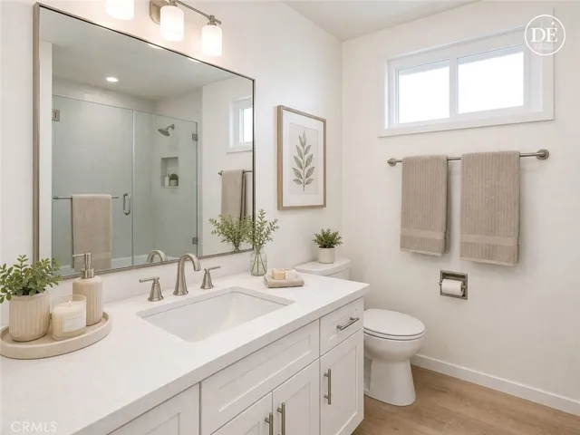 Upstairs Hall Bath - Virtually Remodeled