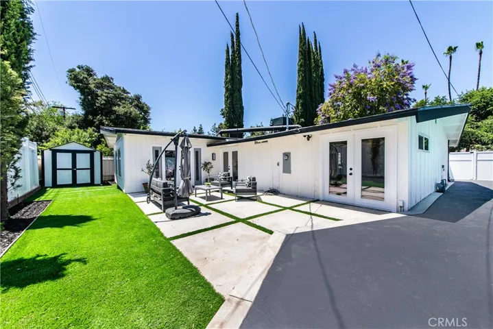 22838 Epsilon Street, Woodland Hills, California 91364