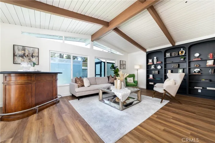 22838 Epsilon Street, Woodland Hills, California 91364