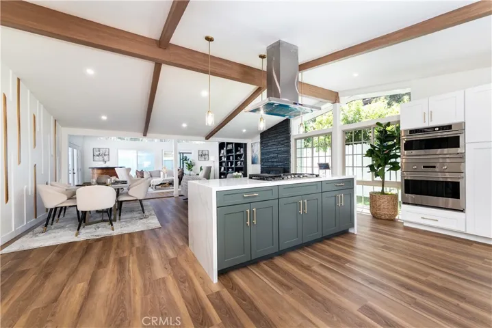 22838 Epsilon Street, Woodland Hills, California 91364