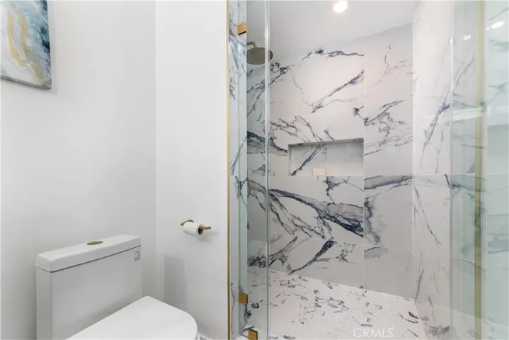 22838 Epsilon Street, Woodland Hills, California 91364